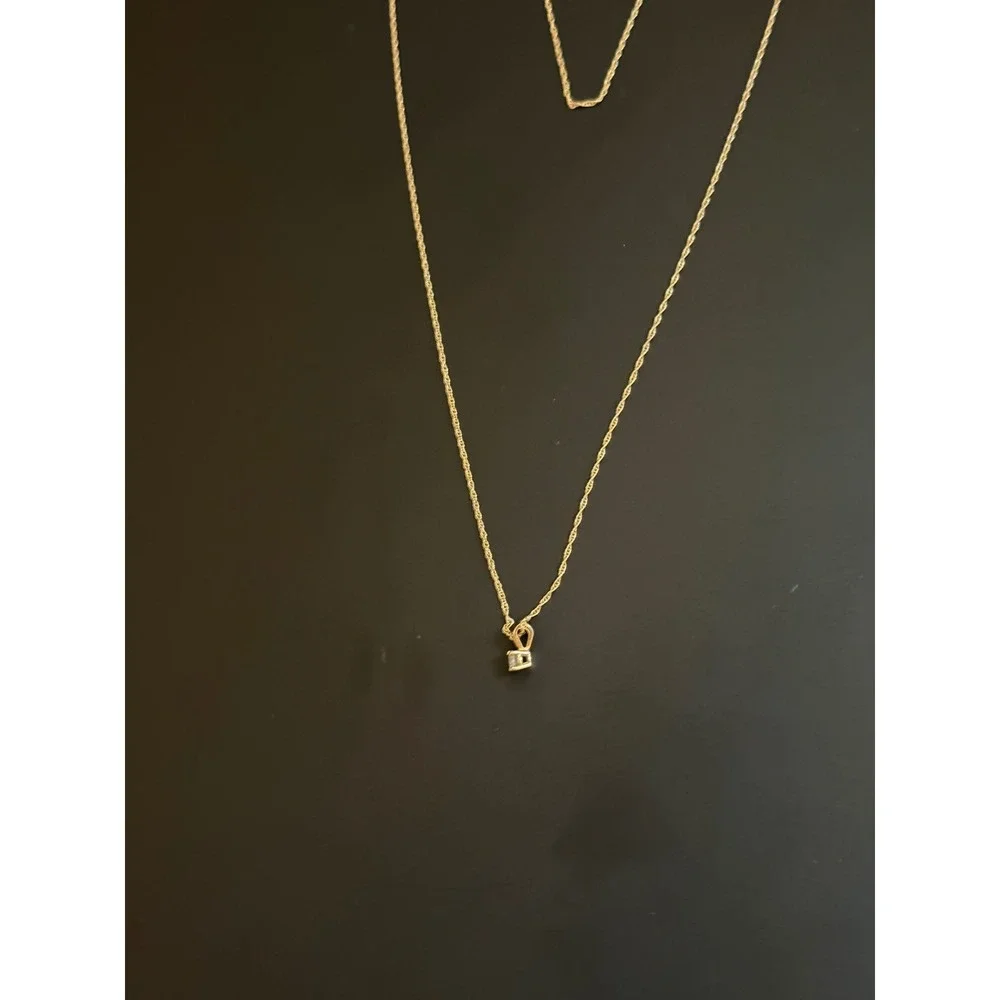 10k Yellow Gold Real Diamond Solitaire Pendant Necklace 18 Inch Rope Chain 0.69g
